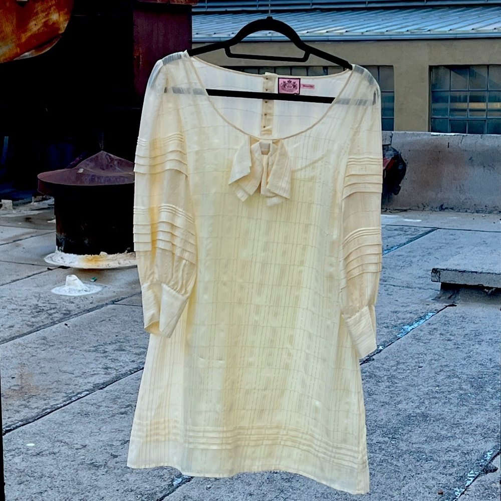Cream Silk Juicy Couture dress w/ slip. Size 6